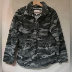 Cozy Gray Camouflage Fleece Sherpa